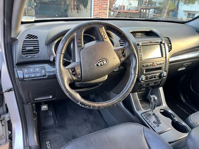 Used 2012 Kia Sorento EX w/ EX V6 Premium Pkg
