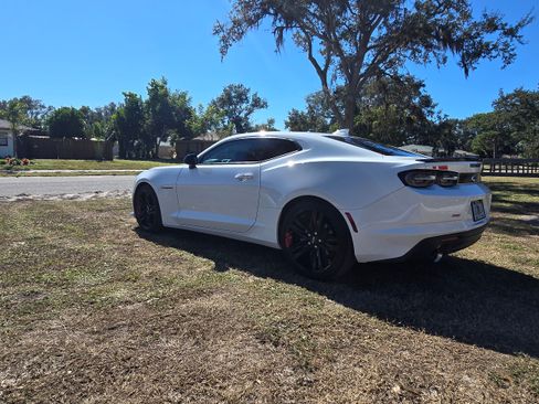 Used 2021 Chevrolet Camaro LT w/ Redline Edition image 9