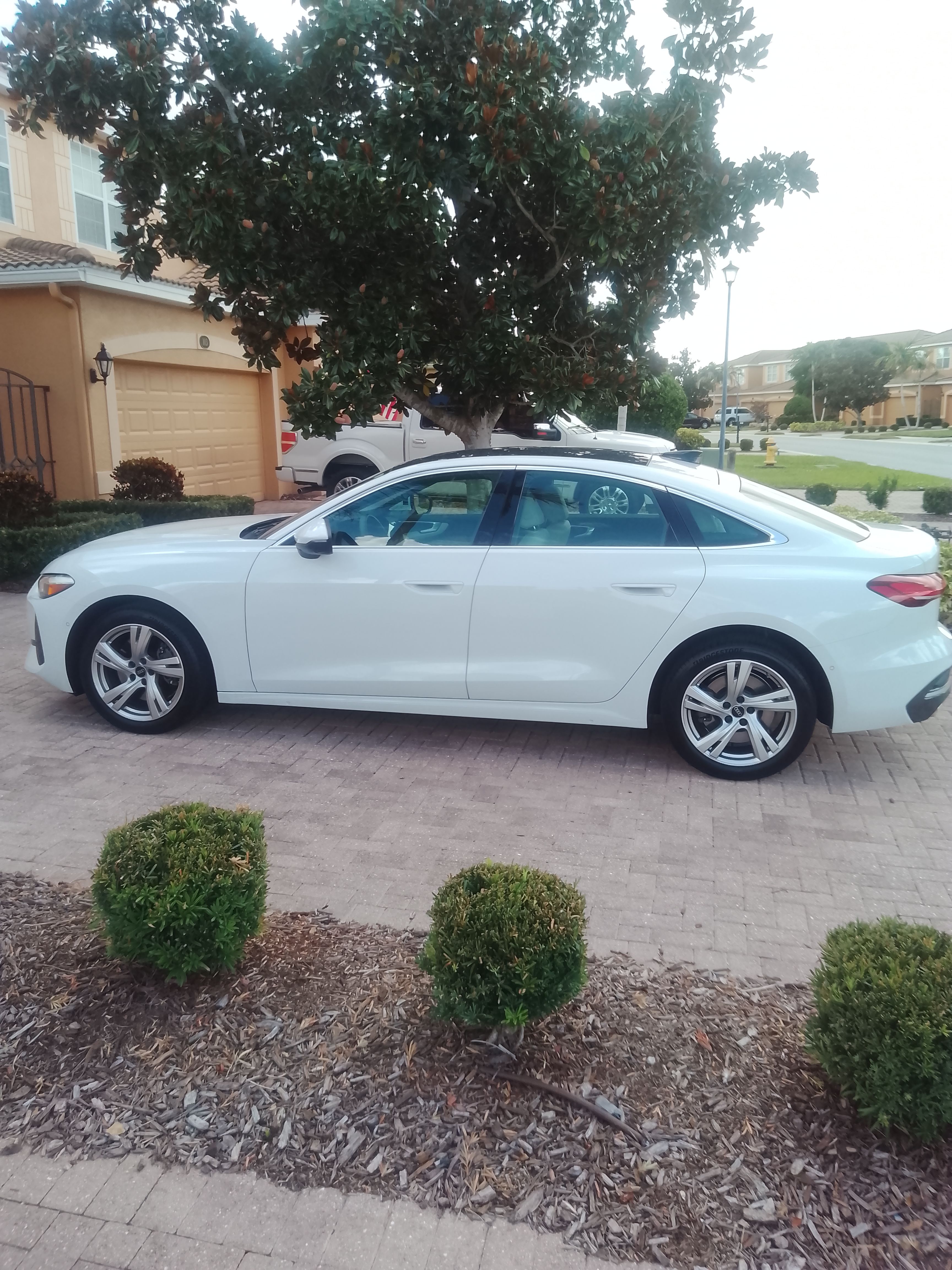 Used 2025 Audi A5 2.0T Premium w/ Convenience Package AWD/4WD image 2