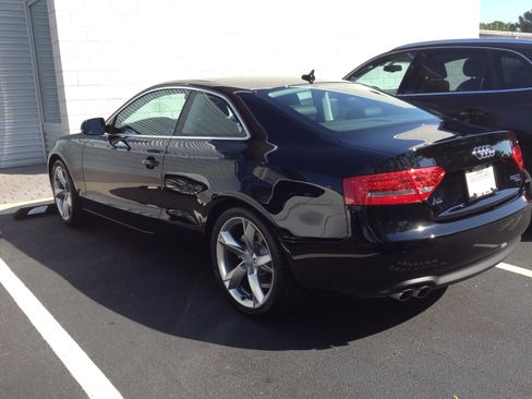 Used 2012 Audi A5 2.0T Premium Plus image 2