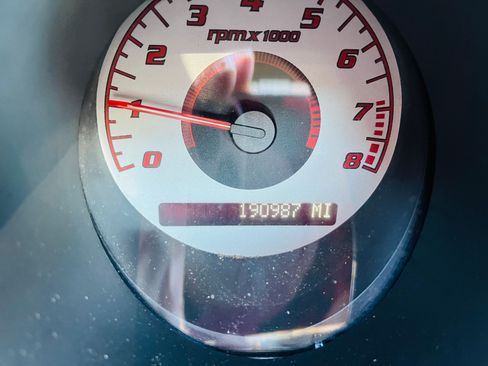 Used 2007 Pontiac Solstice Convertible w/ Premium Package image 13