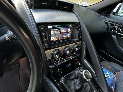 Used 2016 Jaguar F-TYPE Convertible RWD image 18