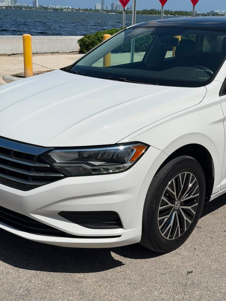 Used 2020 Volkswagen Jetta SE FWD image 5