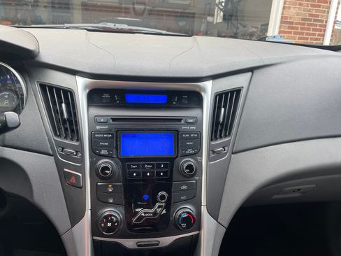 Used 2013 Hyundai Sonata GLS w/ Popular Equipment Pkg image 2