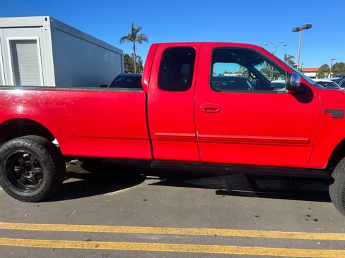 Used 2002 Ford F150 2WD SuperCab image 4