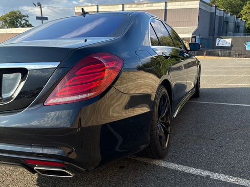 Used 2015 Mercedes-Benz S 550 4MATIC Sedan image 5