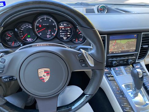 Used 2012 Porsche Panamera Turbo S image 13