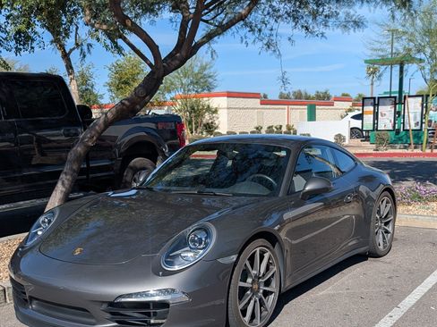 Used 2013 Porsche 911 Carrera 4S image 4