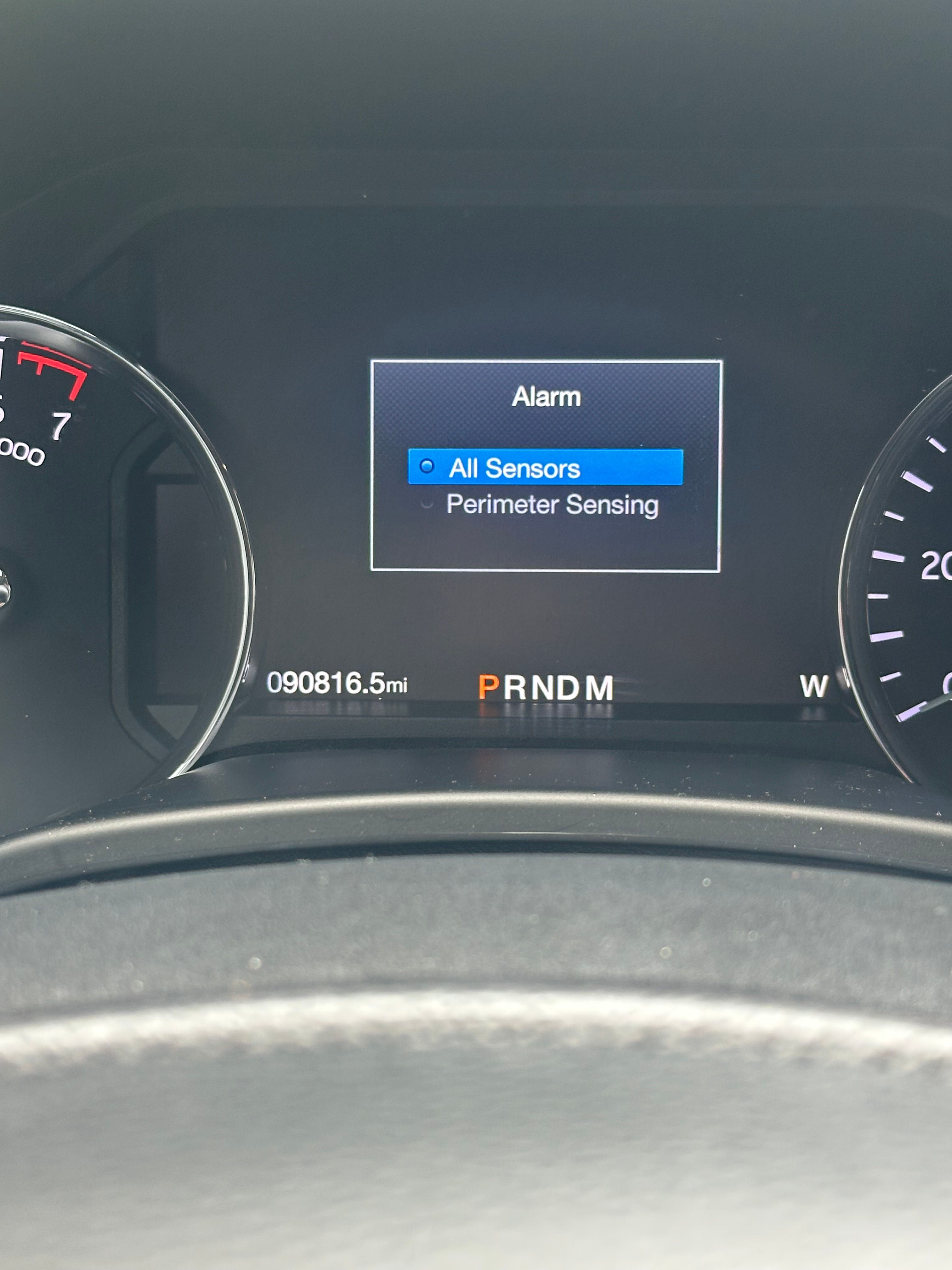 Used 2019 Ford Expedition Limited w/ Equipment Group 303A AWD/4WD image 16
