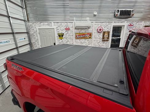 Used 2020 Chevrolet Silverado 1500 LT Trail Boss w/ Convenience Package image 10