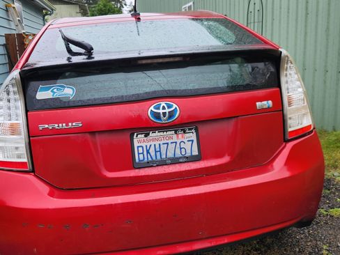 Used 2010 Toyota Prius Five image 6