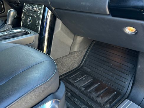 Used 2012 Land Rover Range Rover HSE AWD/4WD image 29