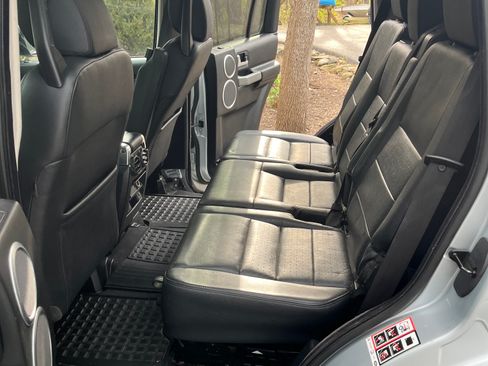Used 2009 Land Rover LR3 AWD/4WD image 5