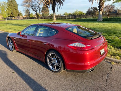 Used 2013 Porsche Panamera image 13
