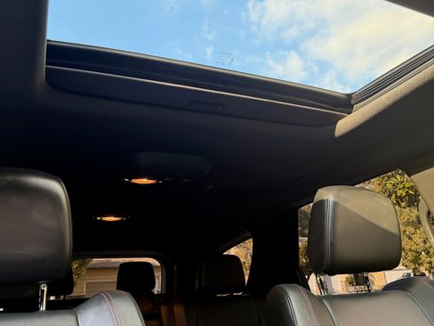 Used 2021 Dodge Durango R/T w/ Blacktop Package image 16