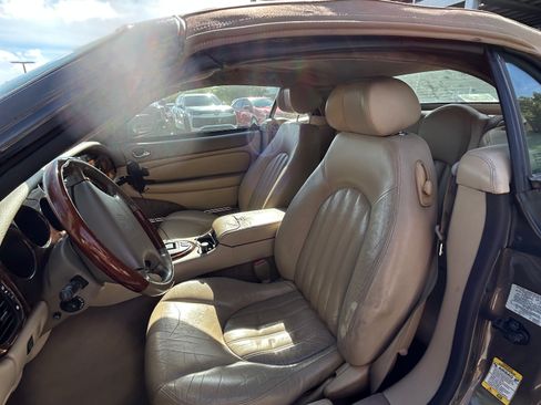 Used 2001 Jaguar XK8 Convertible image 6