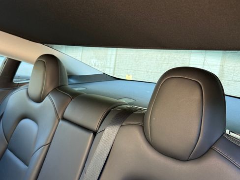 Used 2023 Tesla Model 3 Standard Range RWD image 15