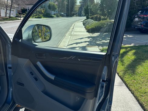 Used 2003 Toyota 4Runner Limited image 26