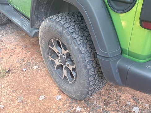 Used 2019 Jeep Wrangler Rubicon w/ Steel Bumper Group AWD/4WD image 5