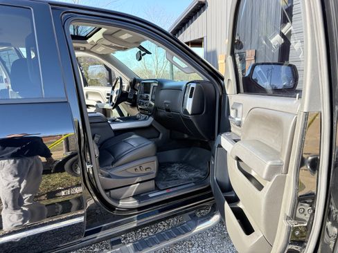 Used 2014 Chevrolet Silverado 1500 LTZ Z71 w/ LTZ Plus Package image 11
