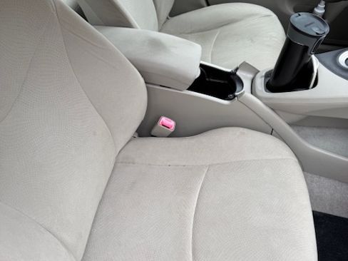 Used 2010 Toyota Prius Three image 13