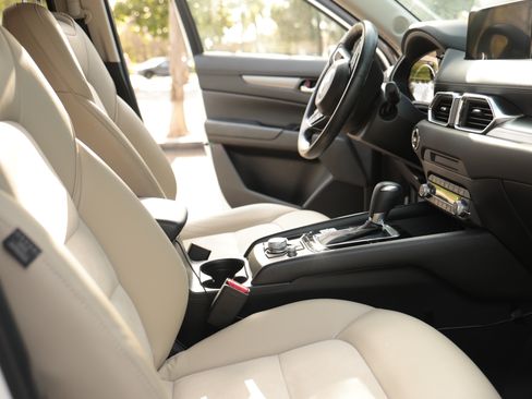 Used 2021 MAZDA CX-5 Touring image 14