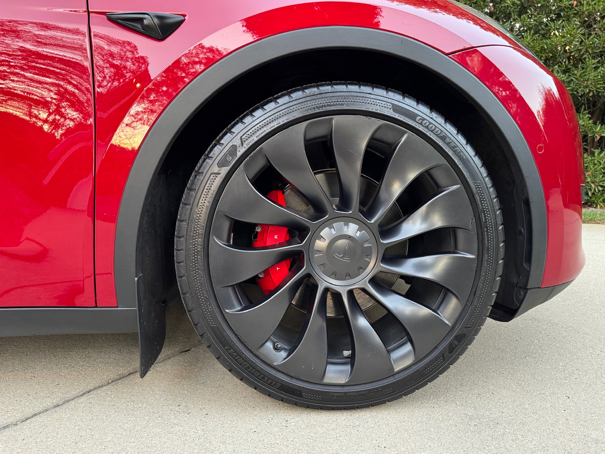 Used 2022 Tesla Model Y Performance AWD/4WD image 8