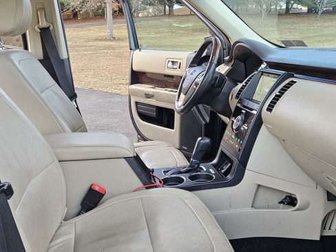 Used 2018 Ford Flex Limited w/ Equipment Group 303A image 8