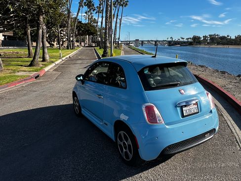 Used 2015 FIAT 500 e image 6