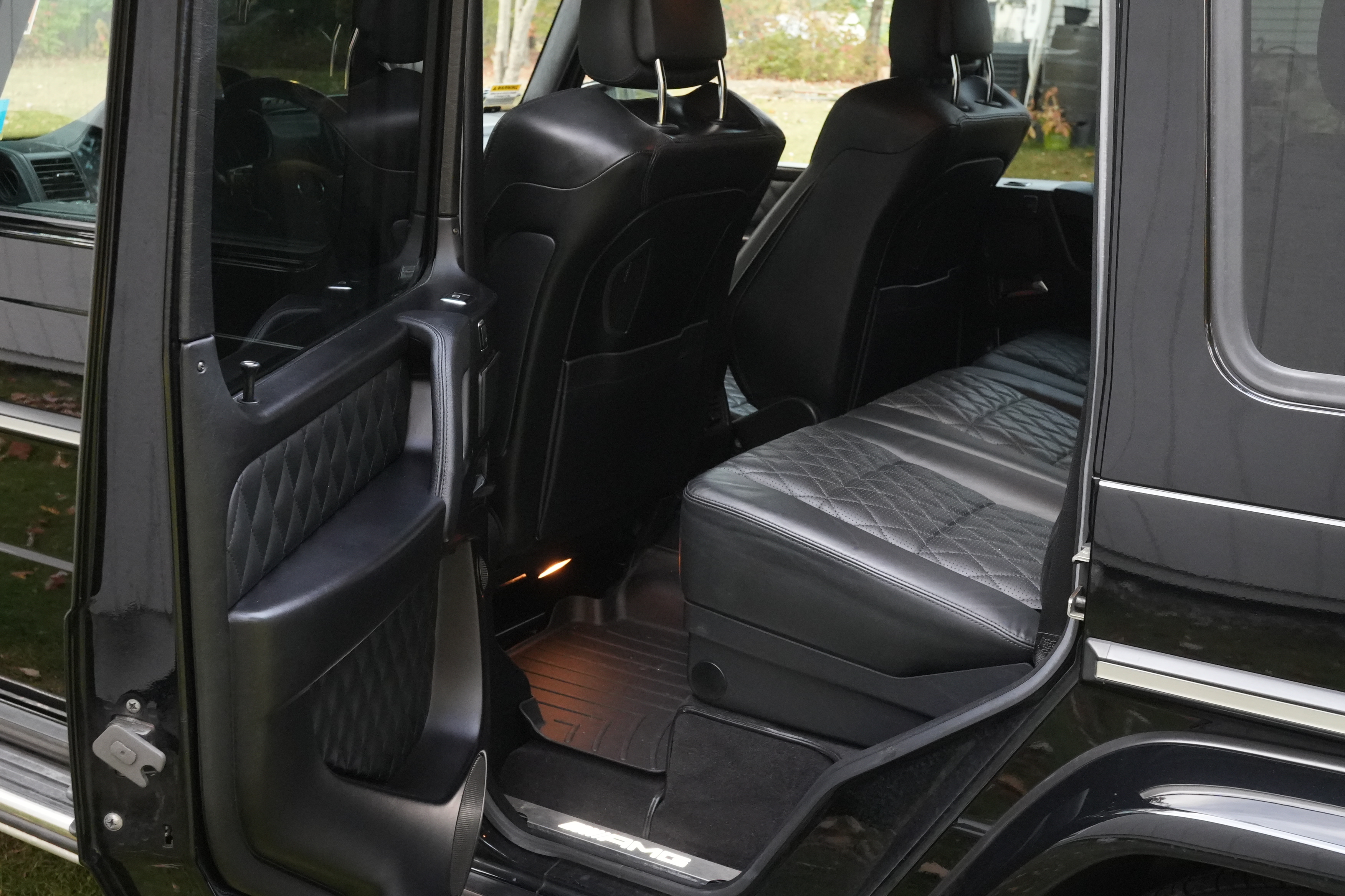 Used 2015 Mercedes-Benz G 63 AMG 4MATIC image 11