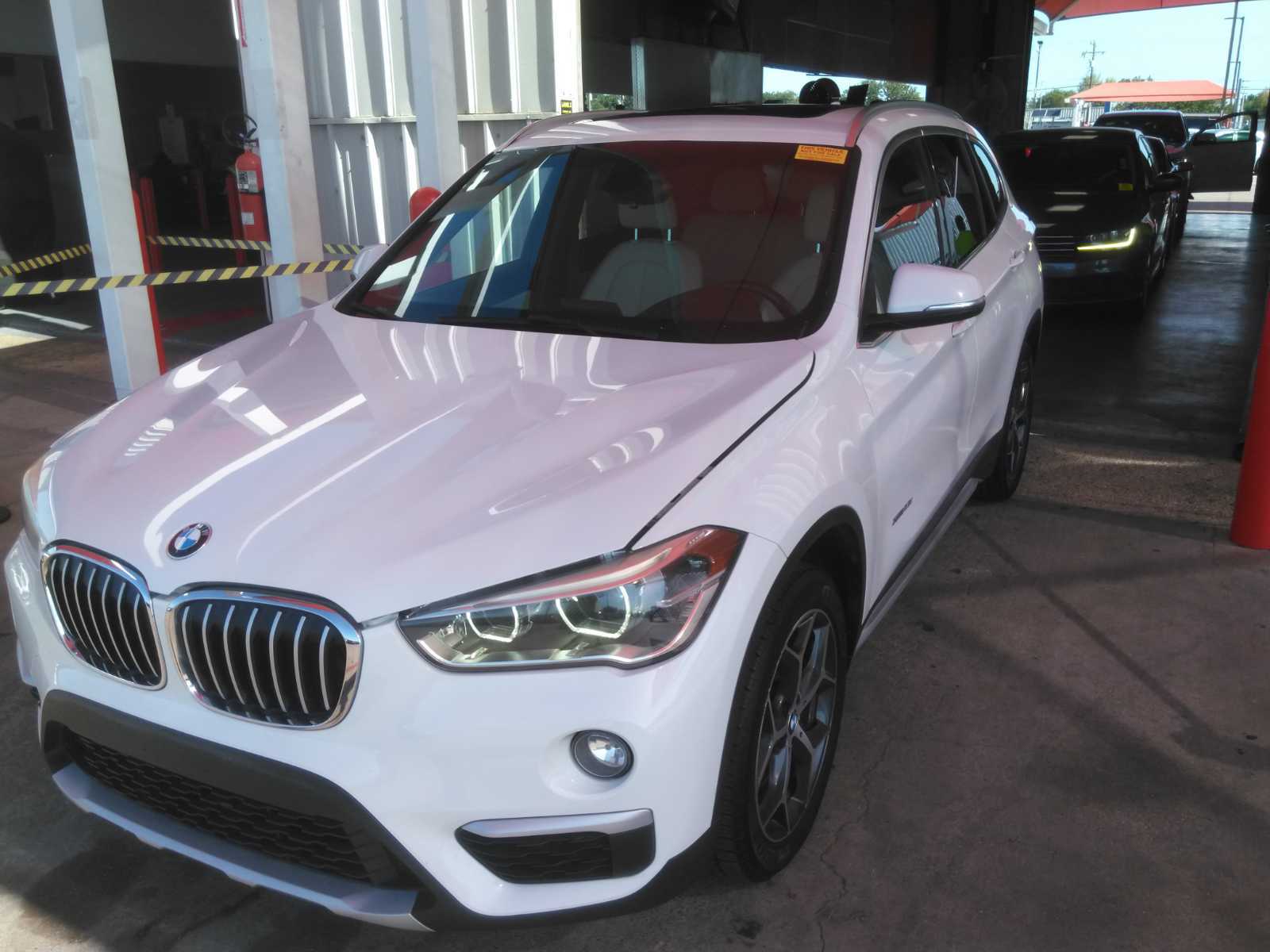 Used 2016 BMW X1 xDrive28i AWD/4WD image 10