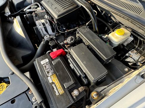 Used 2007 Jeep Commander Limited w/ Trailer Tow Group IV image 30