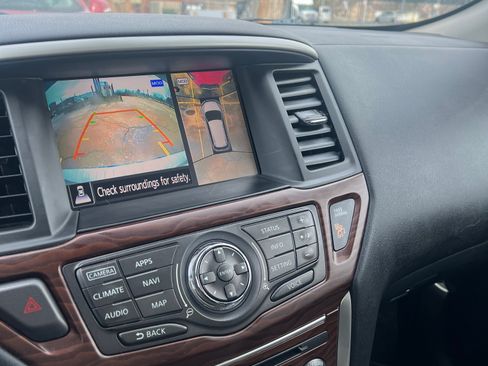 Used 2017 Nissan Pathfinder Platinum w/ Cargo Package image 2