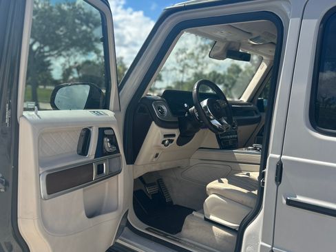 Used 2021 Mercedes-Benz G 63 AMG 4MATIC image 17