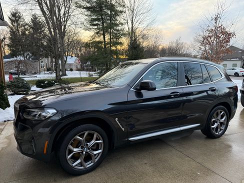 Used 2024 BMW X3 xDrive30i w/ Premium Package w/ZPA image 11