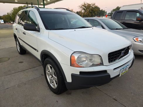 Used 2004 Volvo XC90 T6 image 2