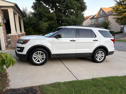 Used 2017 Ford Explorer FWD image 23