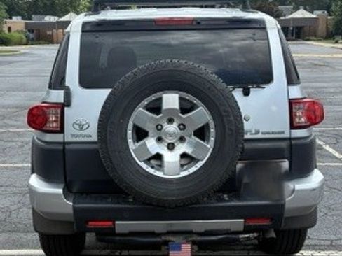 Used 2007 Toyota FJ Cruiser 4WD w/ Convenience Pkg image 5