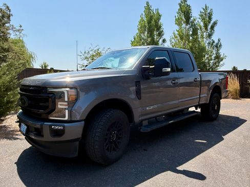 Used 2022 Ford F350 Lariat w/ Black Appearance Package AWD/4WD image 2