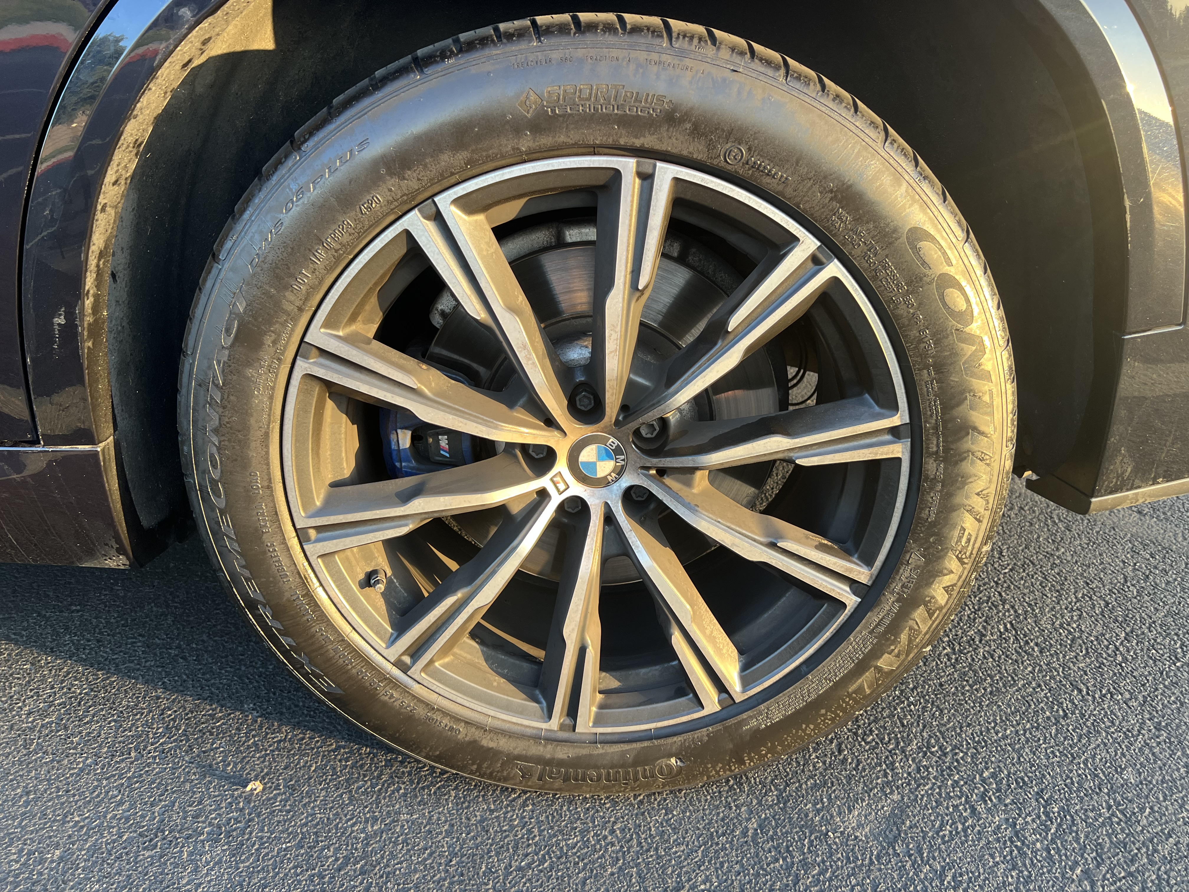 Used 2019 BMW X5 xDrive50i w/ M Sport Package AWD/4WD image 11