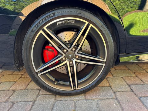 Used 2021 Mercedes-Benz E 63 AMG S image 23