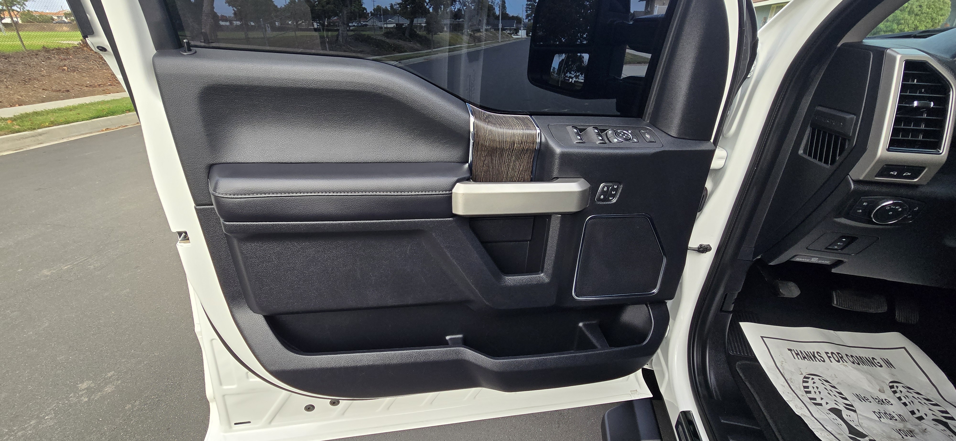 Used 2021 Ford F350 Lariat AWD/4WD image 17