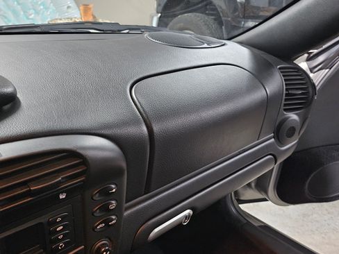 Used 2002 Porsche 911 Cabriolet image 30