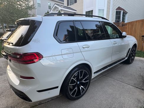 Used 2021 BMW X7 xDrive40i w/ M Sport Package image 4