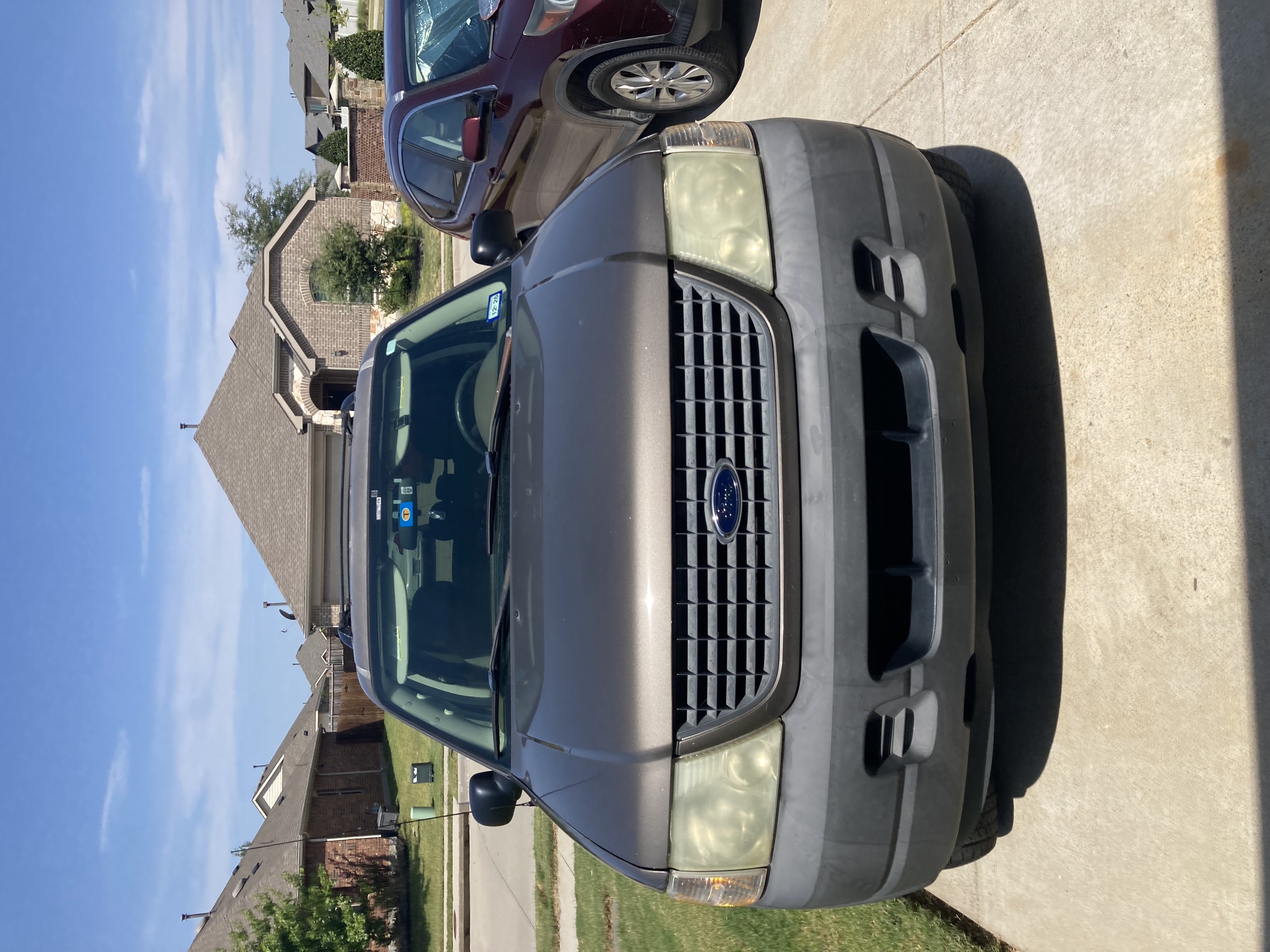 Used 2004 Ford Explorer Sport XLS AWD/4WD image 2