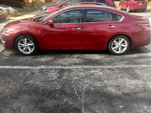 Used 2015 Nissan Altima 2.5 SV image 4