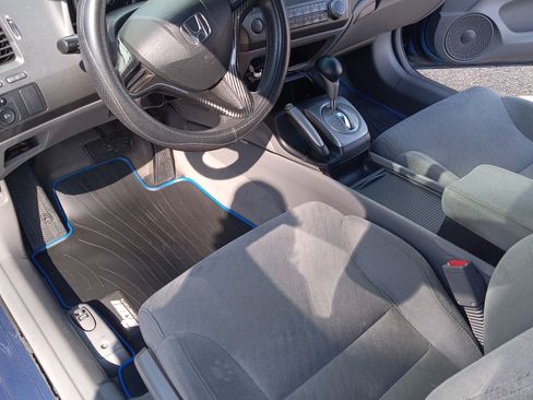 Used 2010 Honda Civic LX image 10