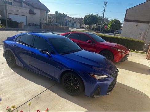 Used 2023 Lexus IS 500 image 2