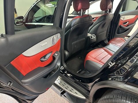 Used 2019 Mercedes-Benz GLC 300 4MATIC Coupe image 13