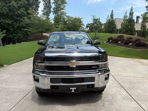 Used 2015 Chevrolet Silverado 2500 LTZ w/ LTZ Plus Package AWD/4WD image 5